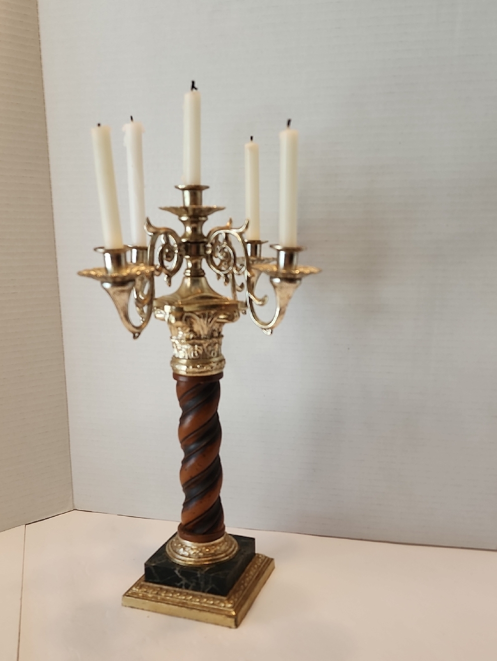 DILLY MFG Ornate Gold & Brown Spiral Column Candelabra - Decorative Home Accent